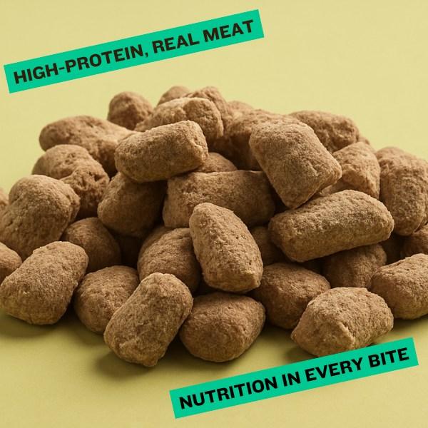 Natures Menu NATURE'S VARIETY Freeze Dried Meat Bites Lamb 12 x 20g High-Quality Natural Snack Rich Flavor Lightweight